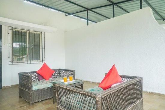 Olive Villa Khandala  Экстерьер фото